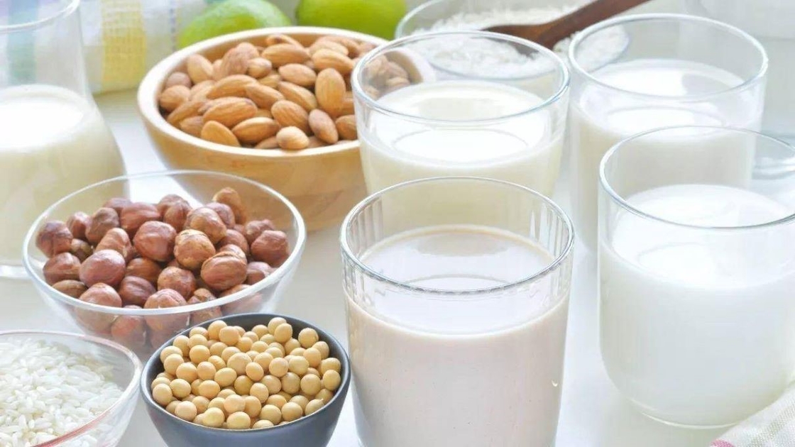 205-526-6 امولسیفایر گرید غذایی گلیسرول مونولارات GML دودکانوئیک اسید مونوگلیسرید پودر سفید
